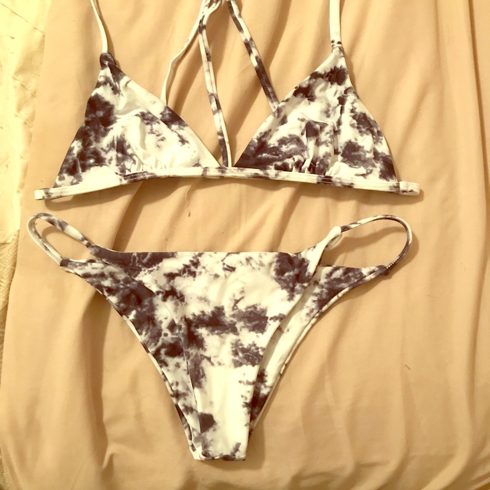 Kittenish bikini